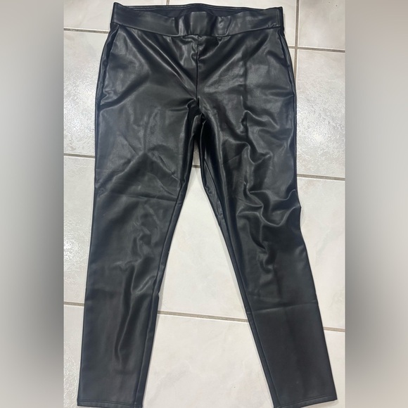 LOFT Pants - LOFT Black Faux Leather-Style Pants